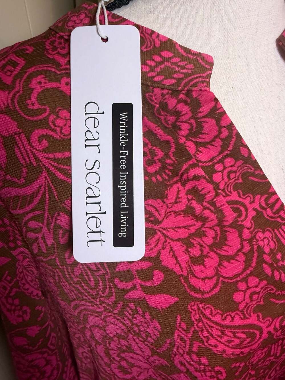 Dear Scarlett Lizzy 3/4 Sleeve Split Neck Top in Hot Pink and Brown Floral - Picture 2 of 4